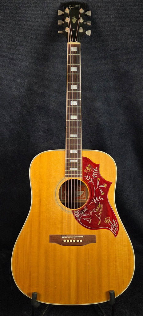 USED 1973 Gibson Hummingbird Custom Acoustic Guitar Natural