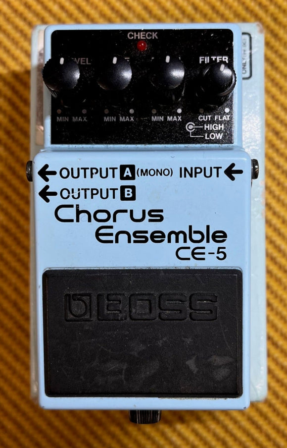 USED Boss CE-5 Chorus Ensemble (Blue Label) -Blue