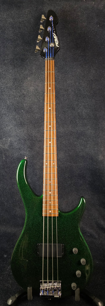 USED Peavey Bass